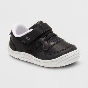 Boys Surprize by Stride Rite Alec Black Sneaker